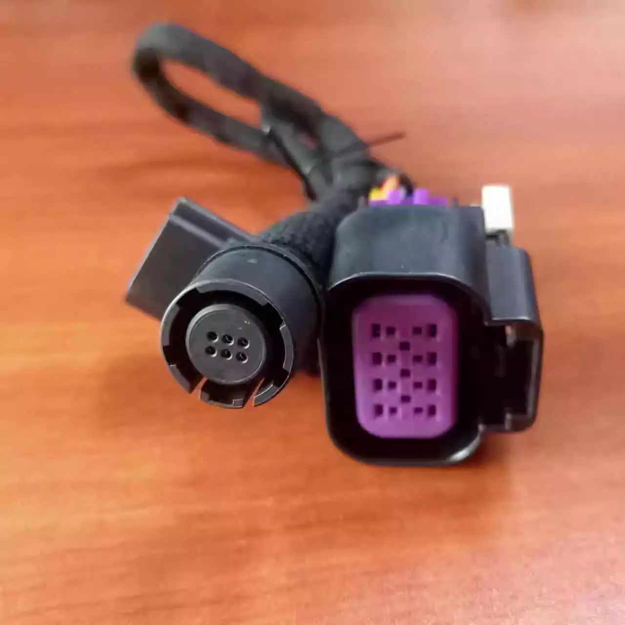 مناسب لشاحنات دودج رام 2013-2018، كاميرا الرؤية الخلفية، أسلاك الباب الخلفي 68189124 AB