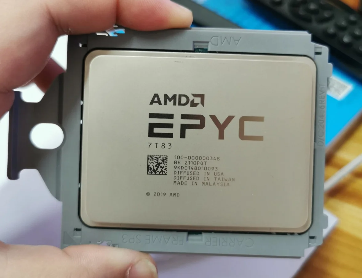 G MZ72-HB0 Motherbaord + 2x A EPYC 7763 CPU + 16x 32GB 2666MHz RAMs