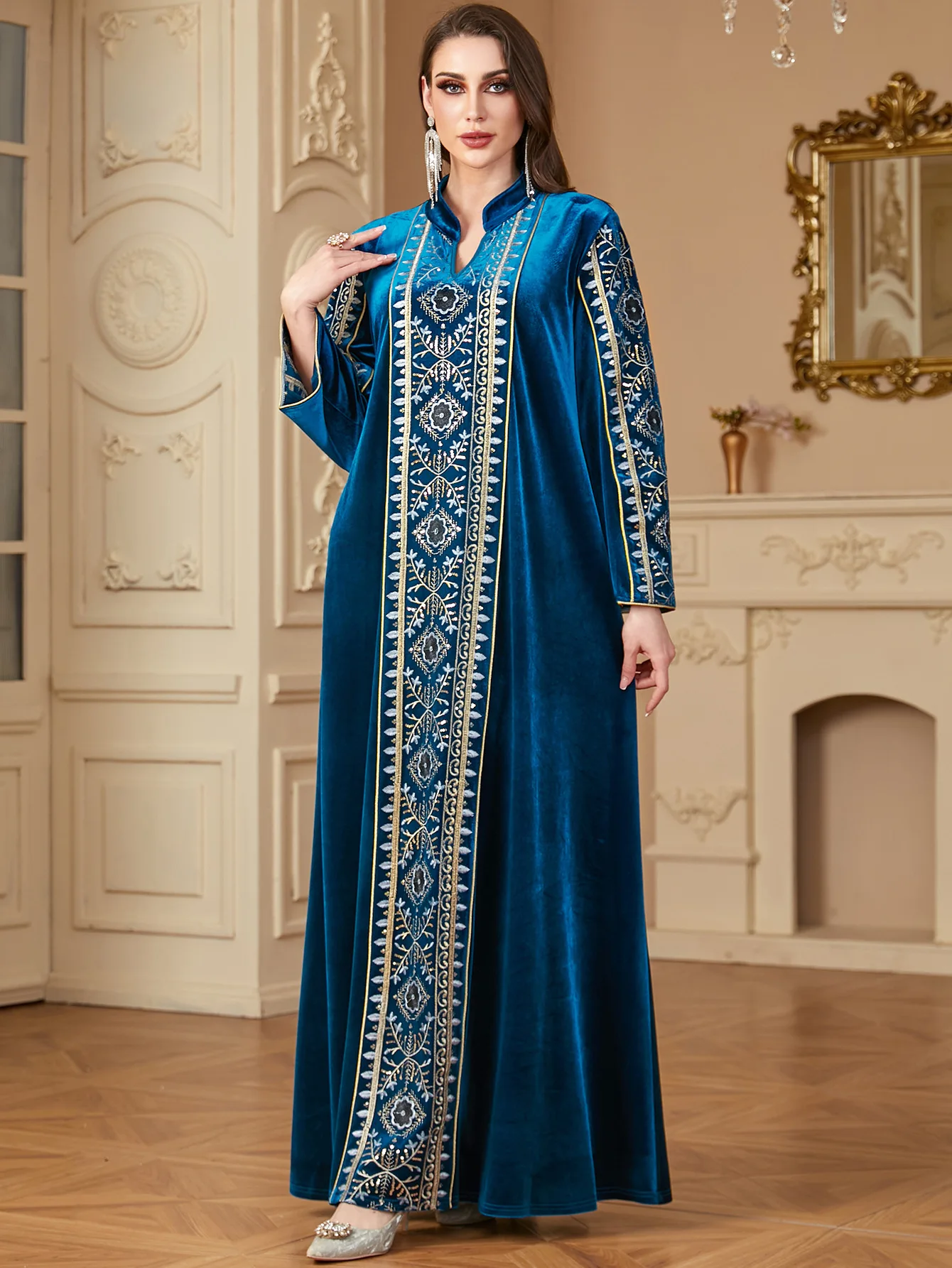 Cross border Middle Eastern women's long robe, embroidered and spliced Muslim dress, V-neck Dubai long skirt