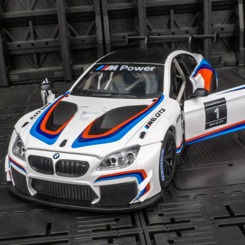 1:24 BMW M6 GT3 Legering Sportwagen Speelgoed Hoge Simulatie Metalen Diecast Met Geluid Licht Trek Racewagens Voor kinderen Geschenken