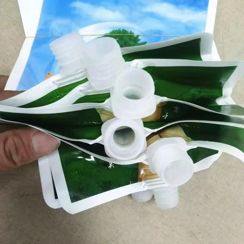 Tree Infusion Bag Kit,Tree Nutrient Solution Hanging Needle & Infusion Tube for Transplant Tree Drip Irrigation Water Bag
