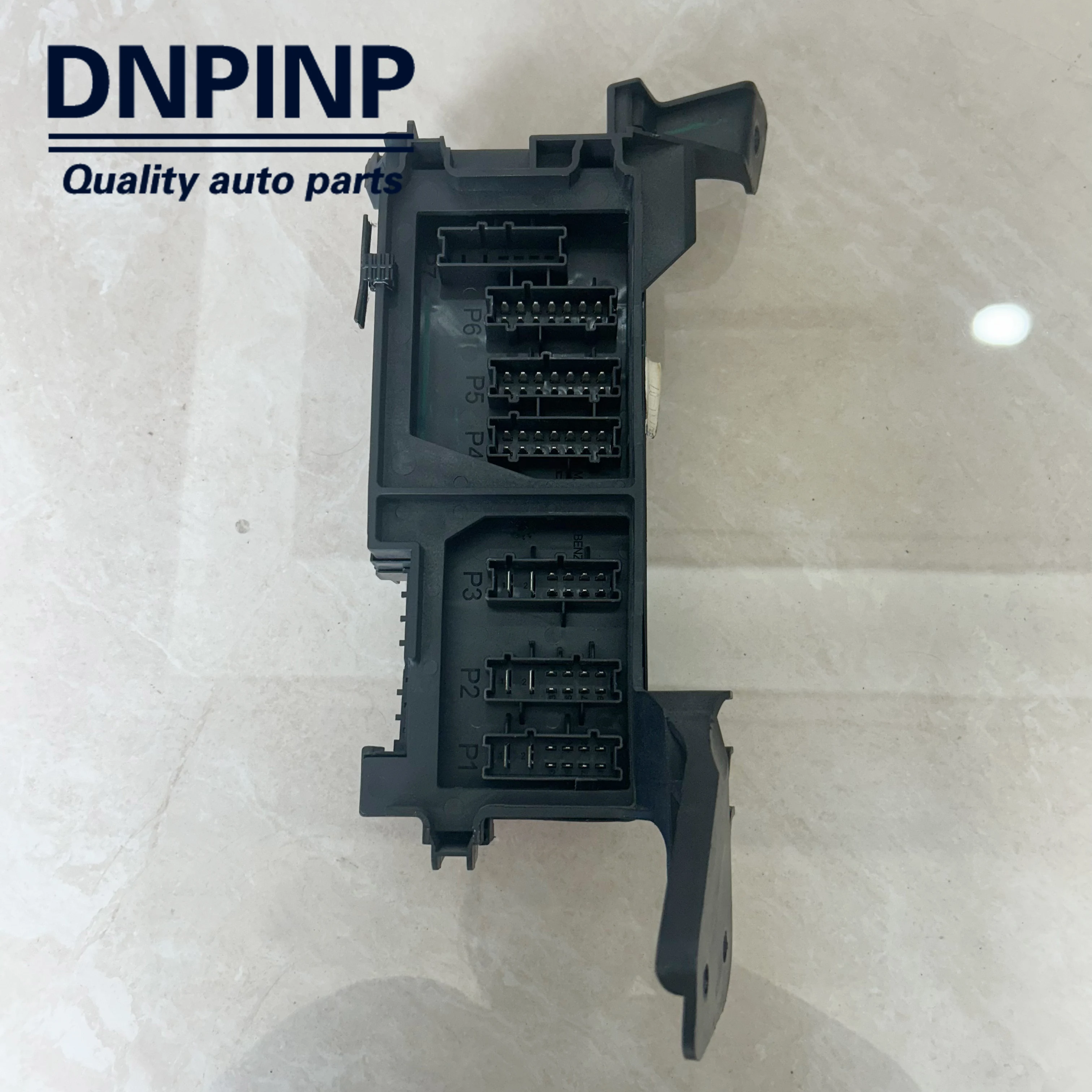 A1645402372 Used Rear SAM Control Unit Fuse Box For Mercedes Benz W164 W251 ML350 GL450 GL350 Body Computer Module