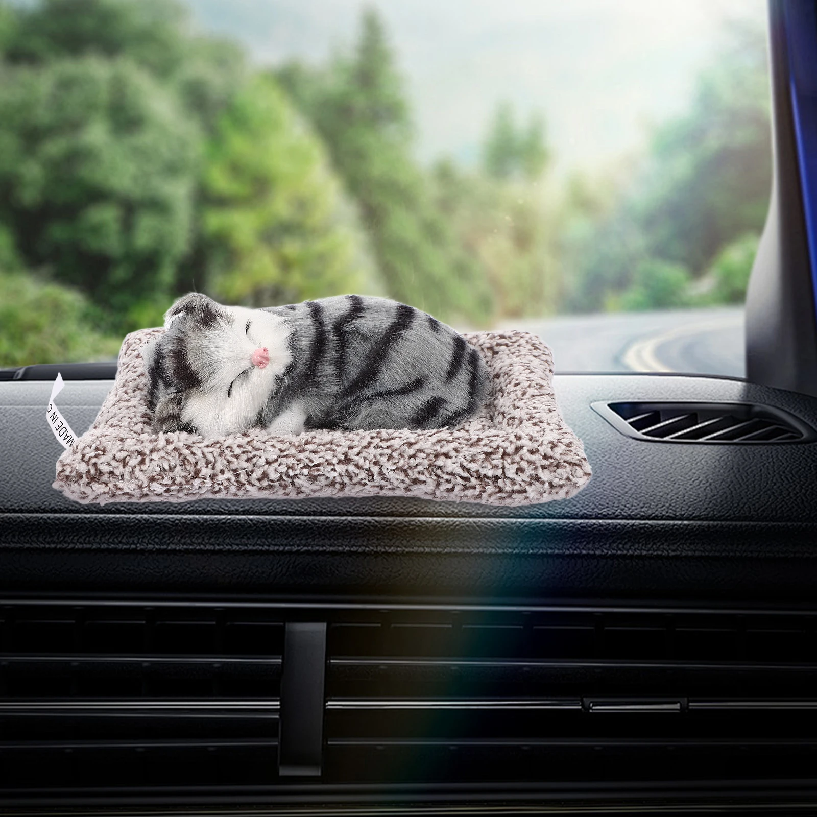 

Adorable Simulated Cat naments Car Dashboard Decorations Aesthetic Animal Bamboo Charcoal Accessories Interior Gift for Friends