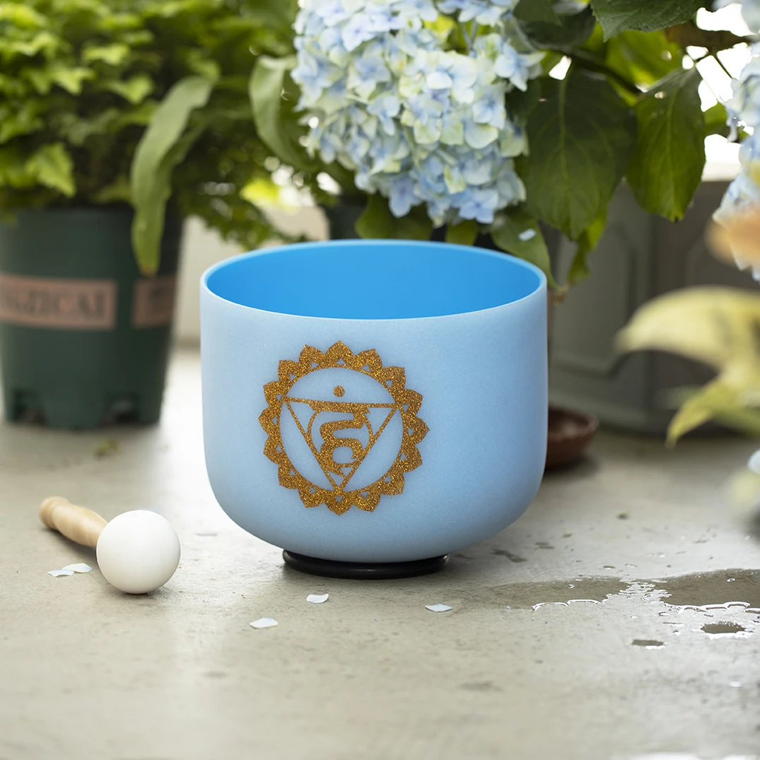 Hye-eun 8 inch Throat Chakra Design Quartz Colored Crystal Singing Bowl 440hz/432hz G Note with Free Mallets and O-ring