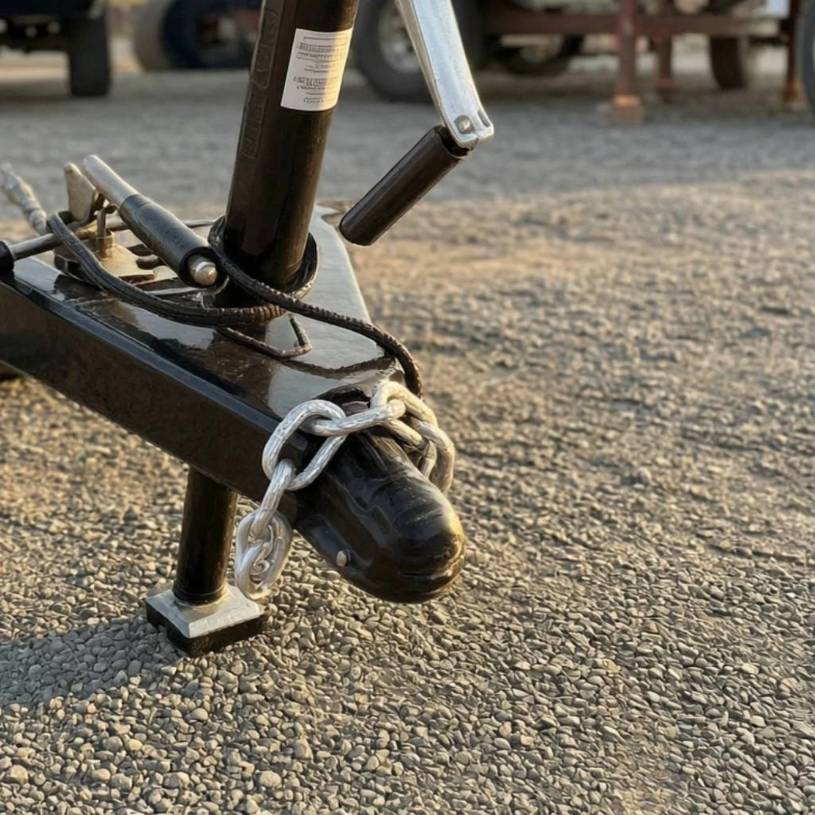 Triangular-Frame Trailer Coupler Reinforced Triangular-Frame Coupler Locking Pin Secure Trailer Hitch Lock Rust-Resistant