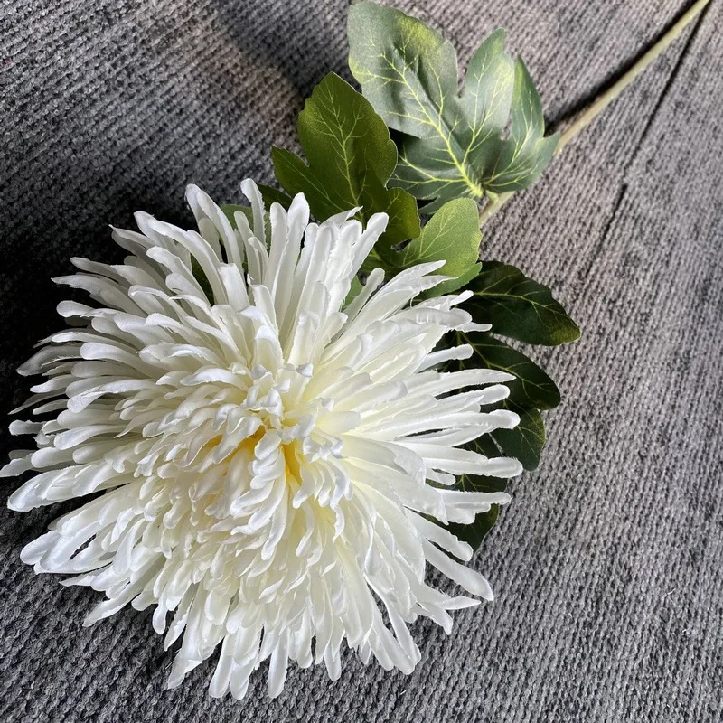 Künstliche Drachenklaue-Chrysantheme aus Seide – realistische Kunstblume, Schlafzimmer-/Wohnzimmer-Desktop-Dekoration, ideal für Weihnachtsdekoration – Detail 9