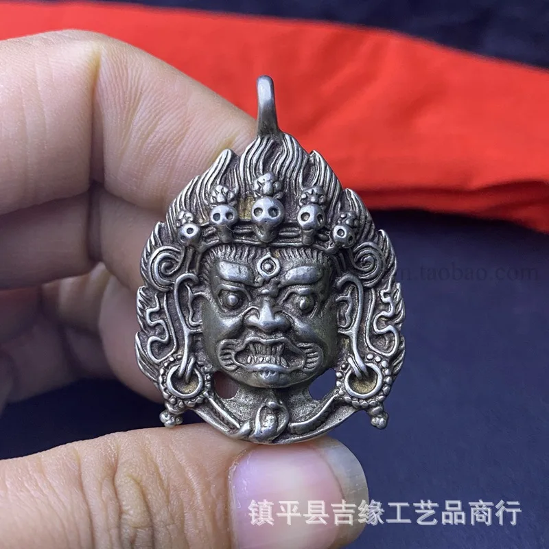 

Buddhist Hanging Ornament Mahakala Plate White Copper Micro-carved Tibetan Buddha Pendant Keychain Bag Ha