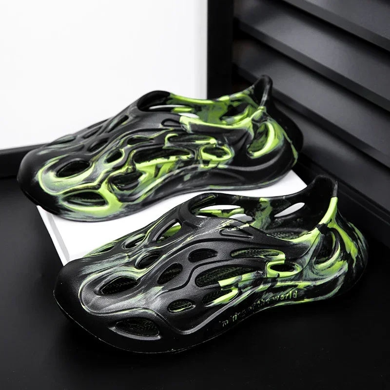 Zapatillas de verano para hombre, zuecos con plataforma para exteriores, sandalias de playa para hombre, chanclas suaves de EVA para interiores para el hogar, chanclas de vacaciones a la moda 40-45