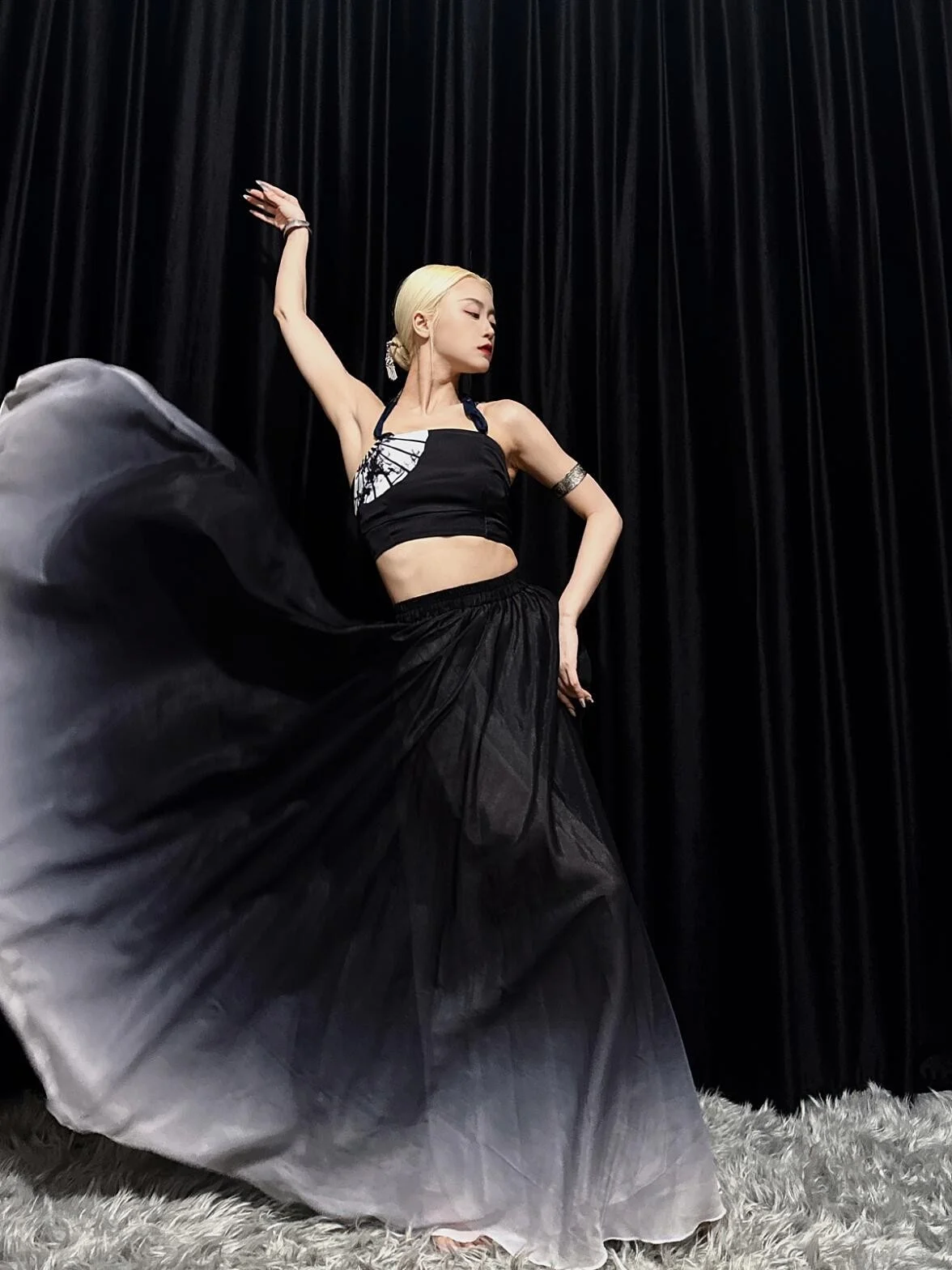 

Элегантный национальный костюм для джазовых танцев: струящаяся юбка, топ без бретелек, винтажное платье для выступлений для женщин