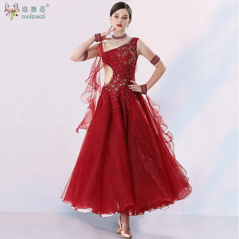 Robe de concours standard pour la danse de salon, robe de concours de valse, costume de performance moderne de haute qualité avec strass, rouge élégant pour danseuse