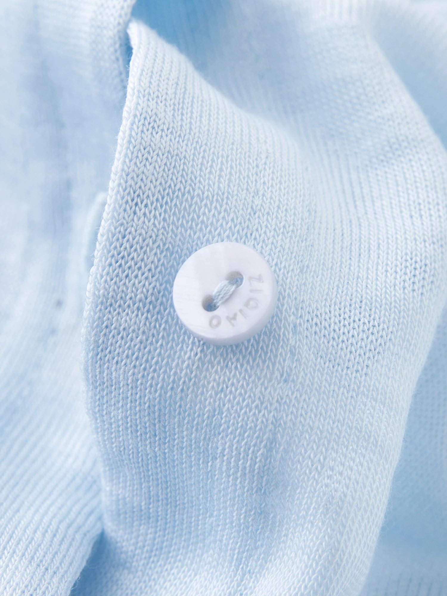 Ziqiao Minimalismus Kapuzen-Strickjacke für Damen, zierlich, dünn, Strickjacke, 2022, Sommer, Neuankömmling, physikalische Sonnenschutz-Strickjacke 25ZQ92152