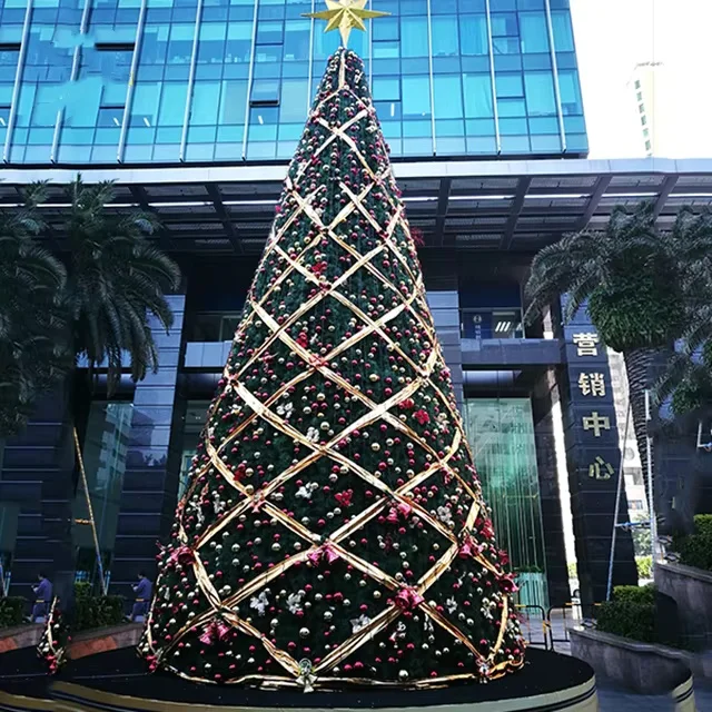 Рождественские огни Открытый гигантский искусственный металлический каркас Рождественская елка