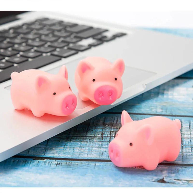 5pcs/lot 5cm Cute Pig Toys Pink Screaming Rubber Pig Action Figure Toys Voice Toys Gift Pet Squeak Chew Gift