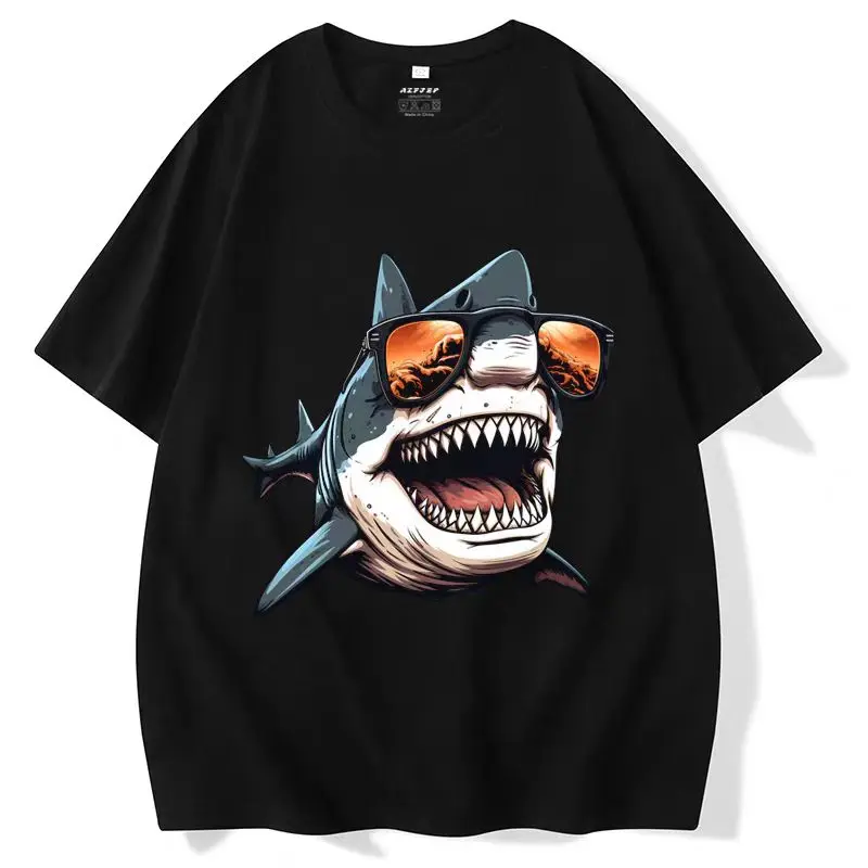 

Japanese Cartoon Shark Head Pattern T-shirt Men Funny Teeth Big Size Loose American Casual Print Short Sleeve