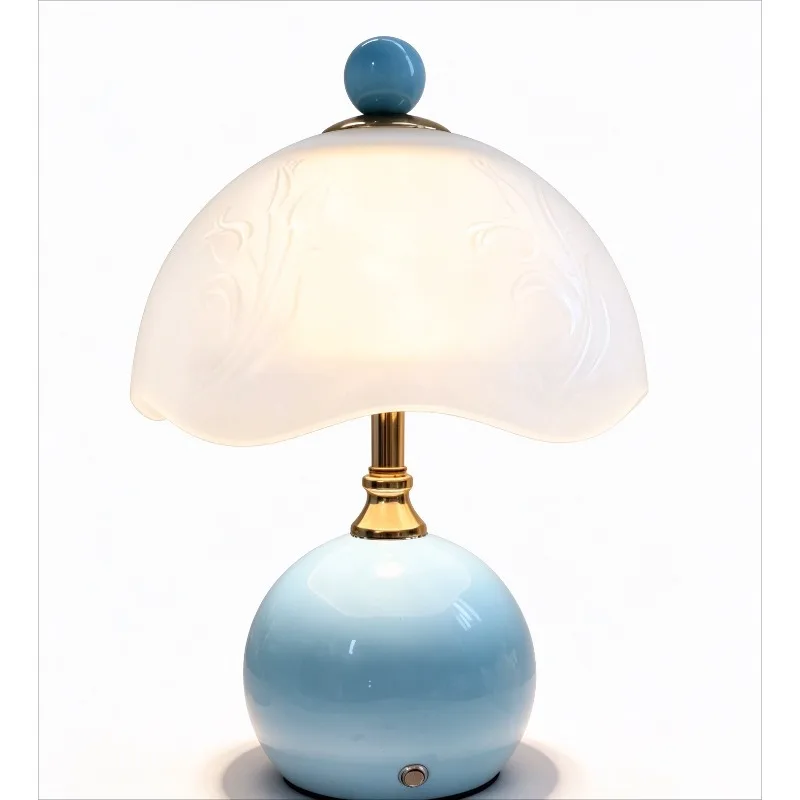 Cream Style High-end Light Luxury Desk Lamp, Bedroom Bedside Table, Birthday Gift Giving Atmosphere, Small Night Light