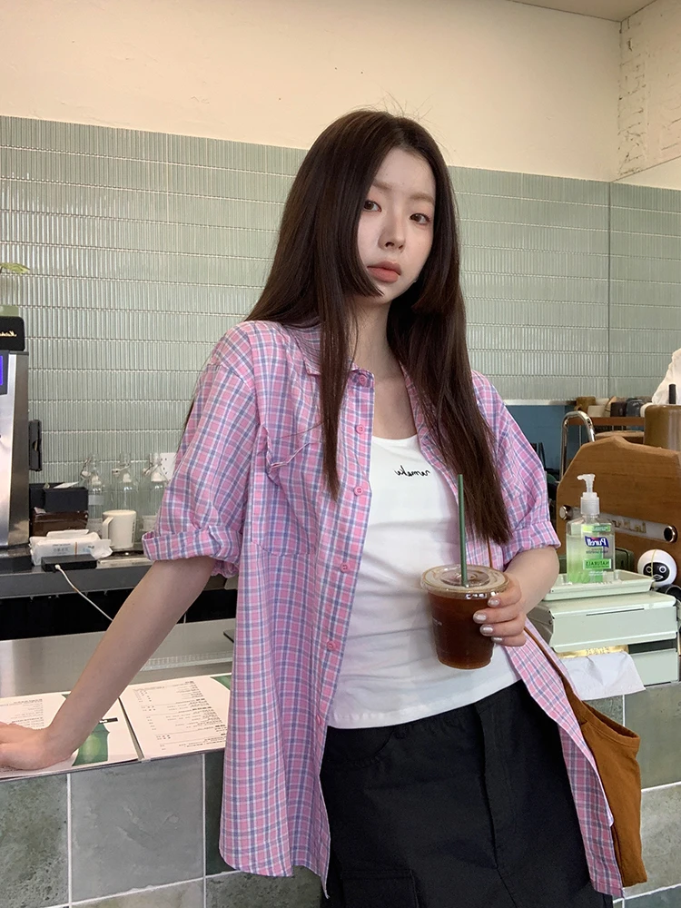 

Летняя женская свободная рубашка с коротким рукавом в корейском стиле, клетчатая верхняя одежда, повседневная хлопковая рубашка с воротником на пуговицах