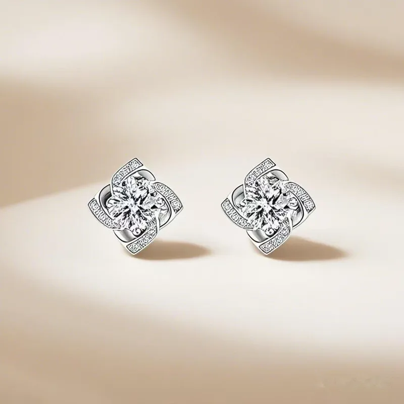 S925 Silver Platinum-Plated 1CT D Color Windmill Four Leaf Clover Moissanite Stud Earrings Fine Jewelry
