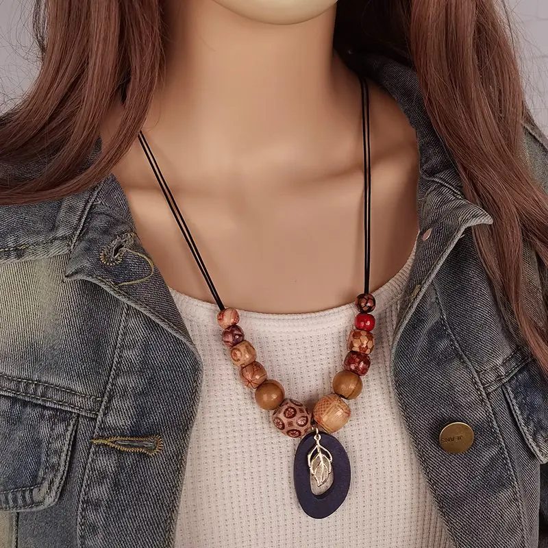 Vintage Wood Beads Handmade Women\'s Pendants Necklaces Ethnic Beaded Long Chain Sweater Necklace for Women Daily Wear Jewelry