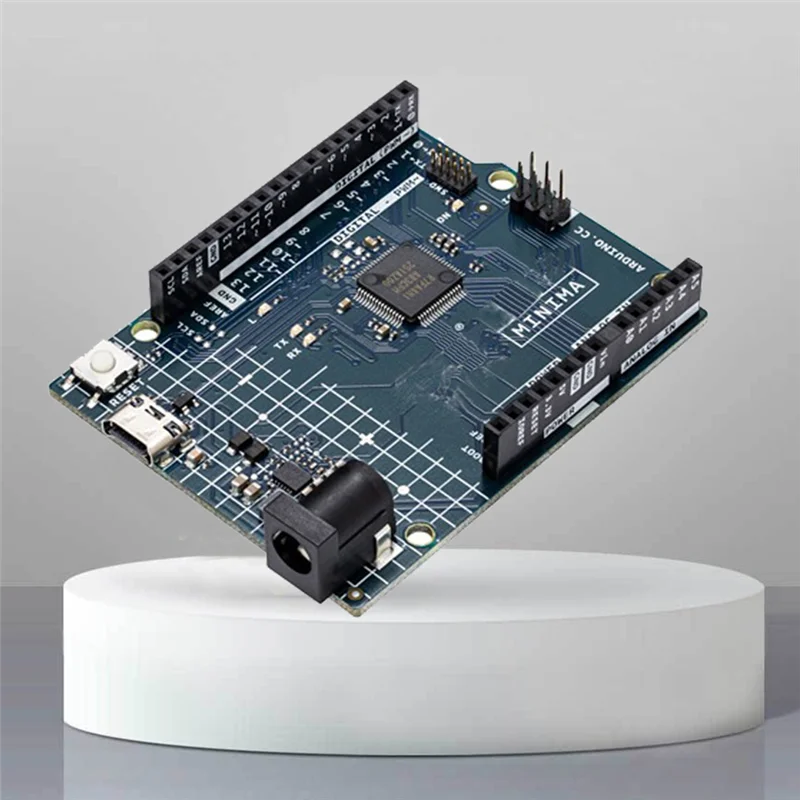 Picture 6: ABZW For Arduino UNO R4 Minima Version Programming Development Board For UNO R4 Controller Ideal For DIY Projects& Robotics