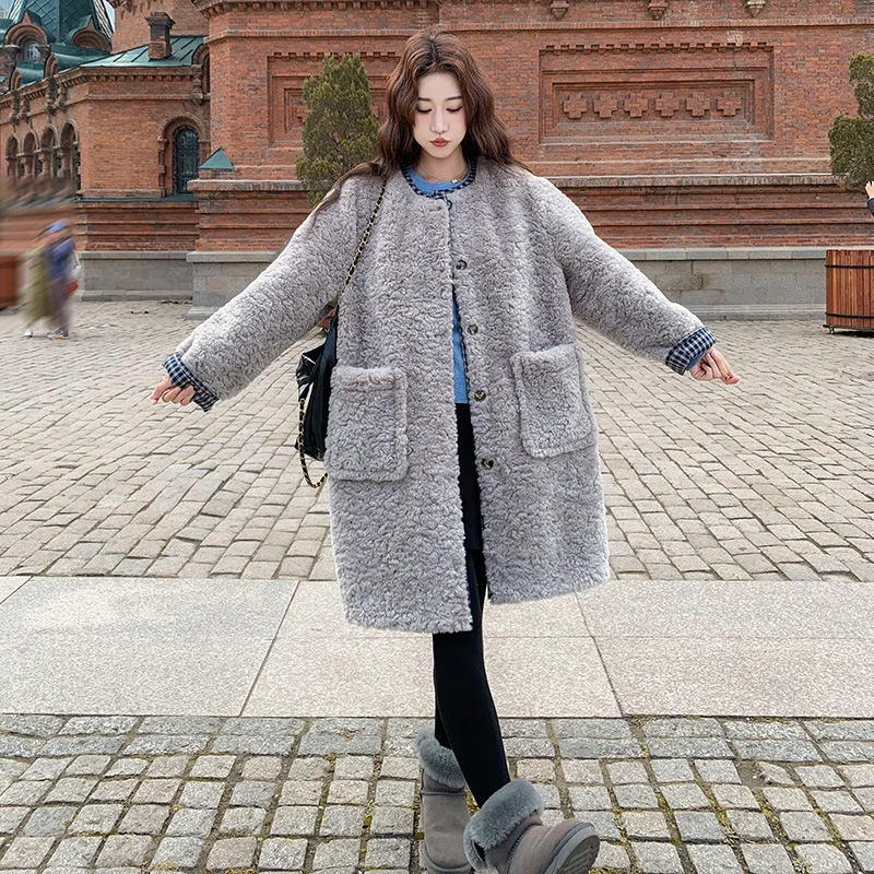 

Gray Faux Laphie Lamb Wool Coat for Women 2025 Winter Korean Loose Fit, Thickened, Warm, Faux Leather and Wool Jacket