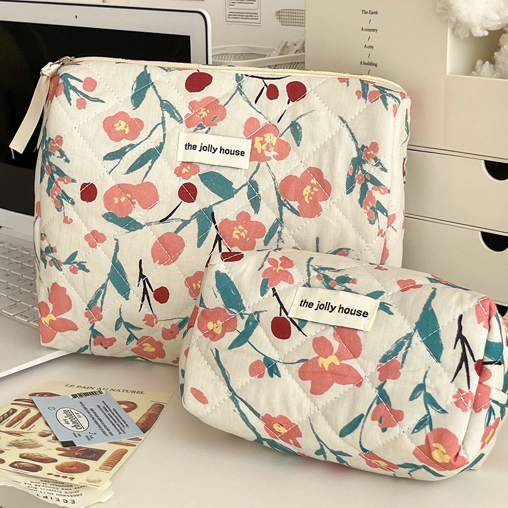 Wholesale Flower Quilting Women\'s Cosmetic Bag Portable Tote Cotton Makeup Storage Pouch Cute Toiletry Make Up Travel Bag