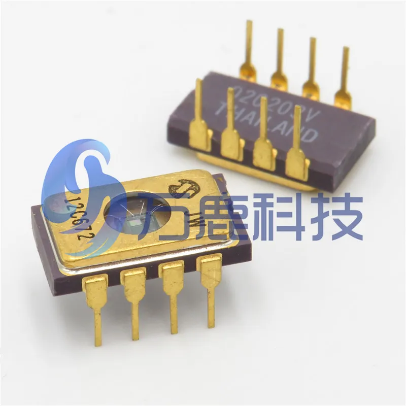 PIC12C672/JW gold-plated ceramic chip 12C672