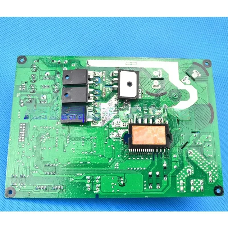 Suitable for Gree Air Conditioner Drive Board 30221000003 ZQ1220A Computer Board GRZQ1220A