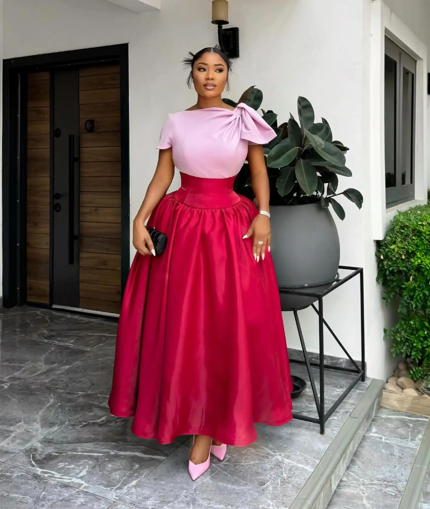 Abiti da ballo africani in raso extra gonfio Abito da festa lungo formale in taffettà drappeggiato alla moda Nuovi abiti da celebrità in raso di vendita calda