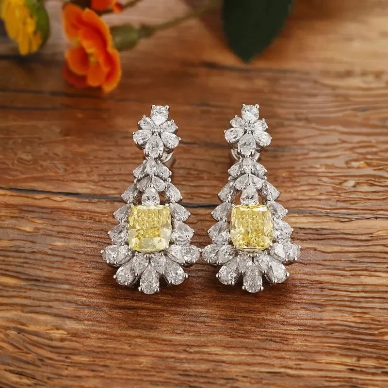 

Sparkling 4CT Simulated Yellow Diamond Earrings S925 Silver Vintage Studs for Wedding Party