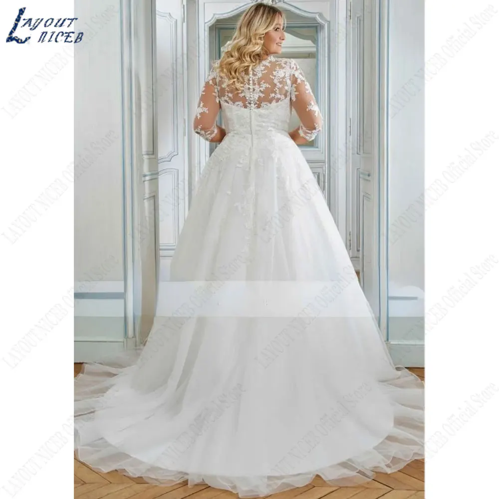 LAYOUT NICEB Plus Size V-Neck Appliques Bride Gowns Three Quarter Sleeves Appliques Wedding Dresses Backless vestidos de fiesta