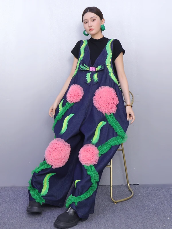 ชุดเดนิมขายาวผู้หญิงลายดอกไม้พิมพ์ลายดอกไม้สามมิติ ดีไซน์แฟชั่นทรงหลวมพรางหุ่น เอวสูง สำหรับฤดูใบไม้ร่วงและฤดูหนาว