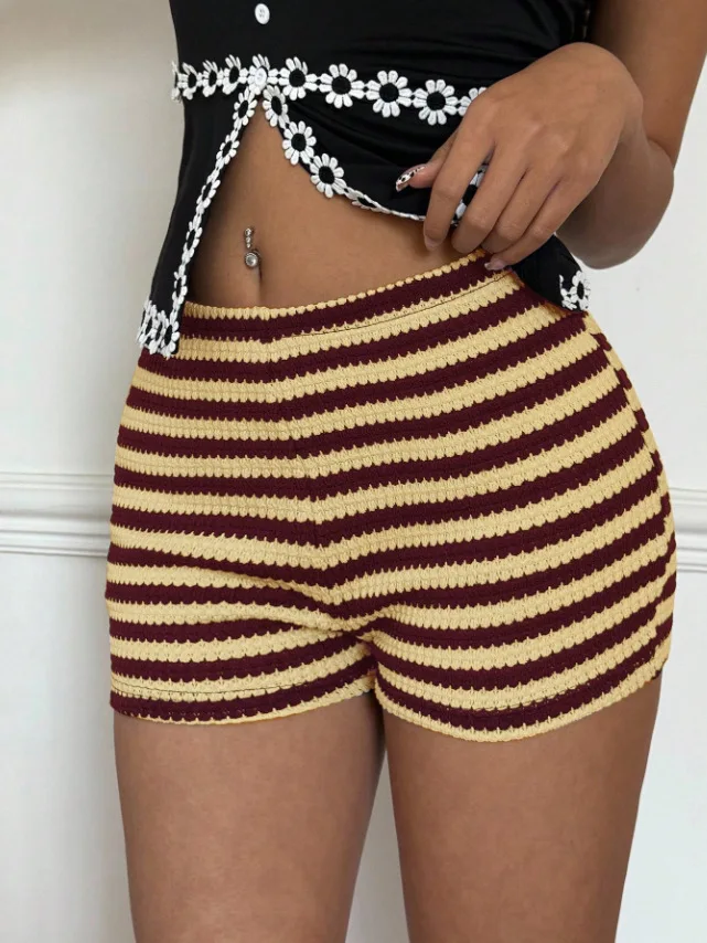 Casual Solid Color Women Summer Slim Stripe Print Ribbed Knit Shorts Low Rise Slim Fit Straight Leg Short Pants Streetwear
