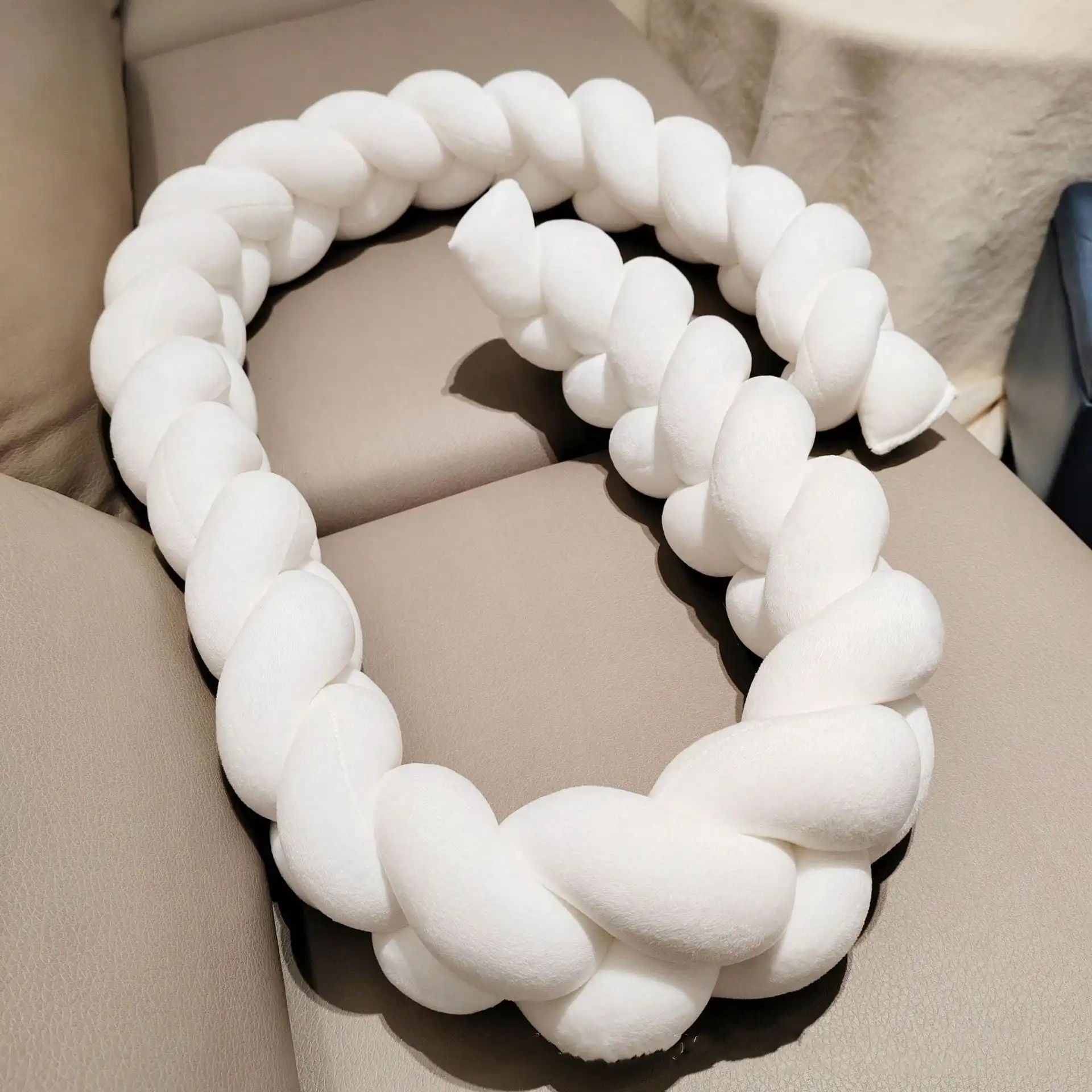 1M/2M/3M Knot Braid Bumper Infant Cradle Cot Protector Plush Pillow Cushion Crib Anti-collision Room Decor Baby Bed Bumper