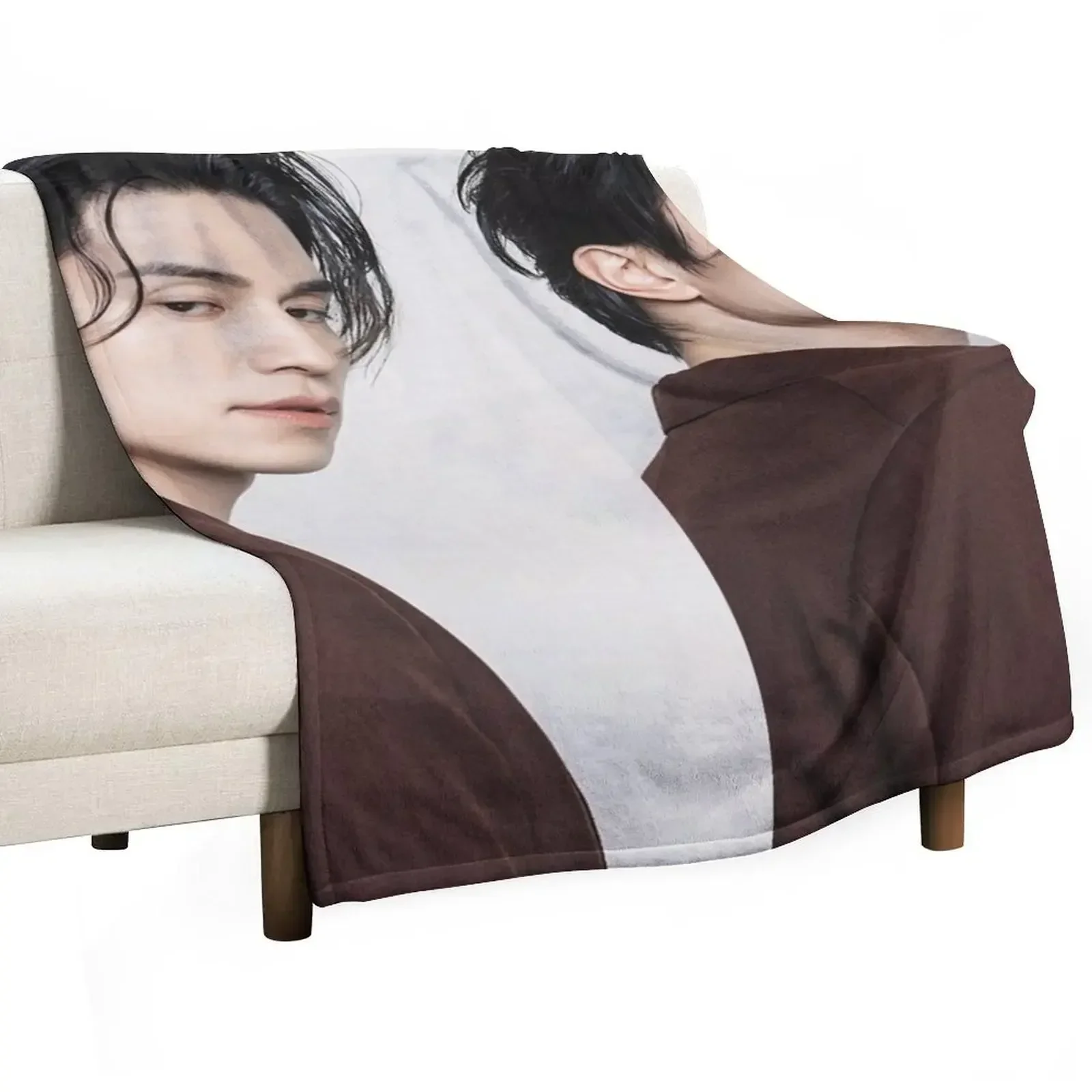 lee dong wook actor Throw Blanket Beach Blankets For Bed Decorative Sofa For Baby Blankets