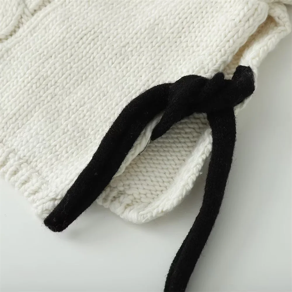 Maglione a maniche lunghe pullover girocollo lavorato a maglia con decorazione a cintura in pasta fritta solida nuovo stile semplice da donna