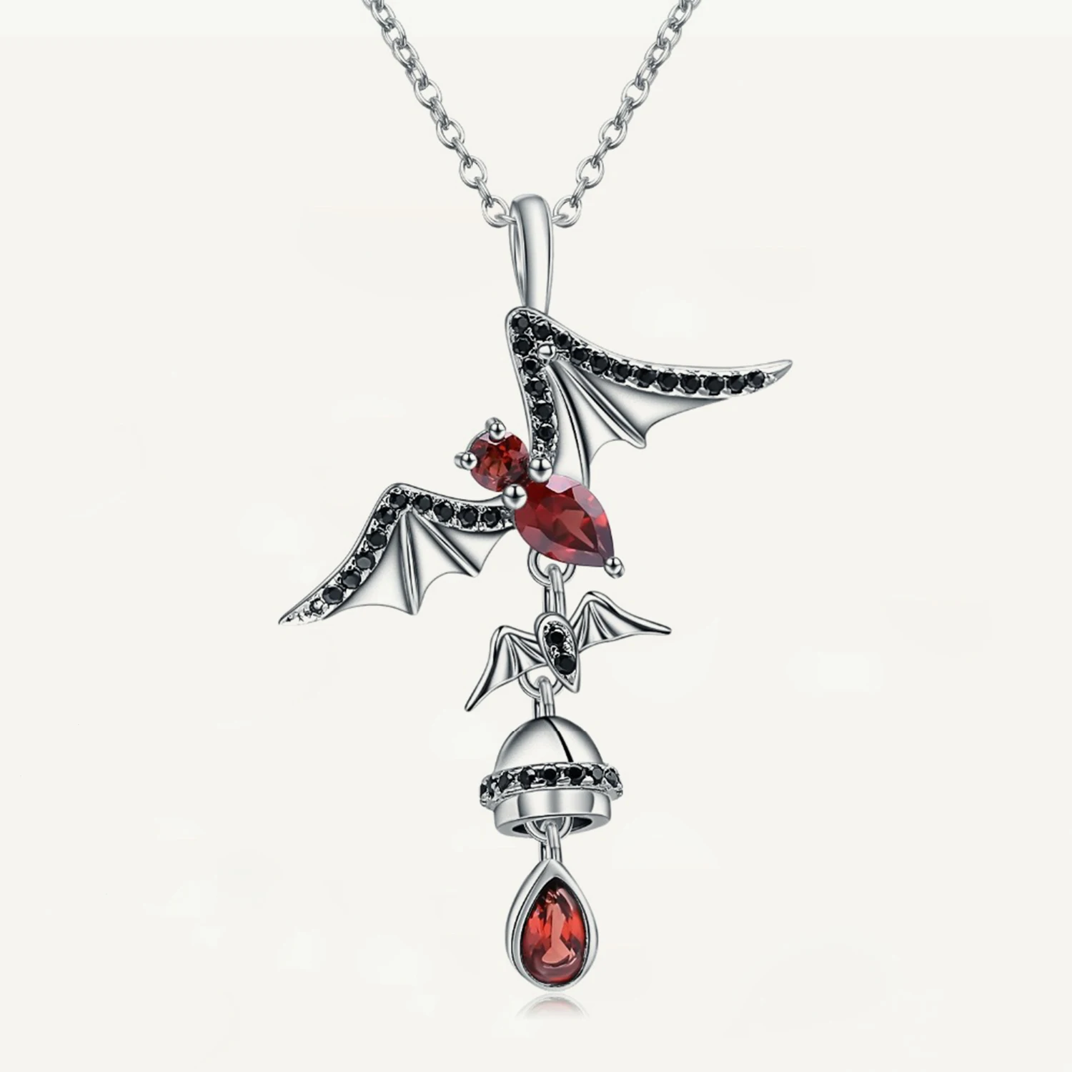 

GEM'S BALLET Natural Red Garnet Bat Pendants 100% 925 Sterling Sliver Gothic Punk Animal Necklace For Women Party Fine Jewelry