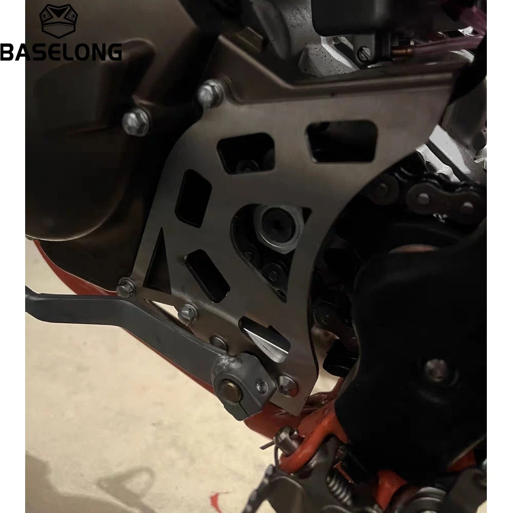 

chain guard Motorcycle Accessories Chain Guard Cover Protector For Loncin MT250 For Kayo KT250 For Hengjian 2 stroke DT230