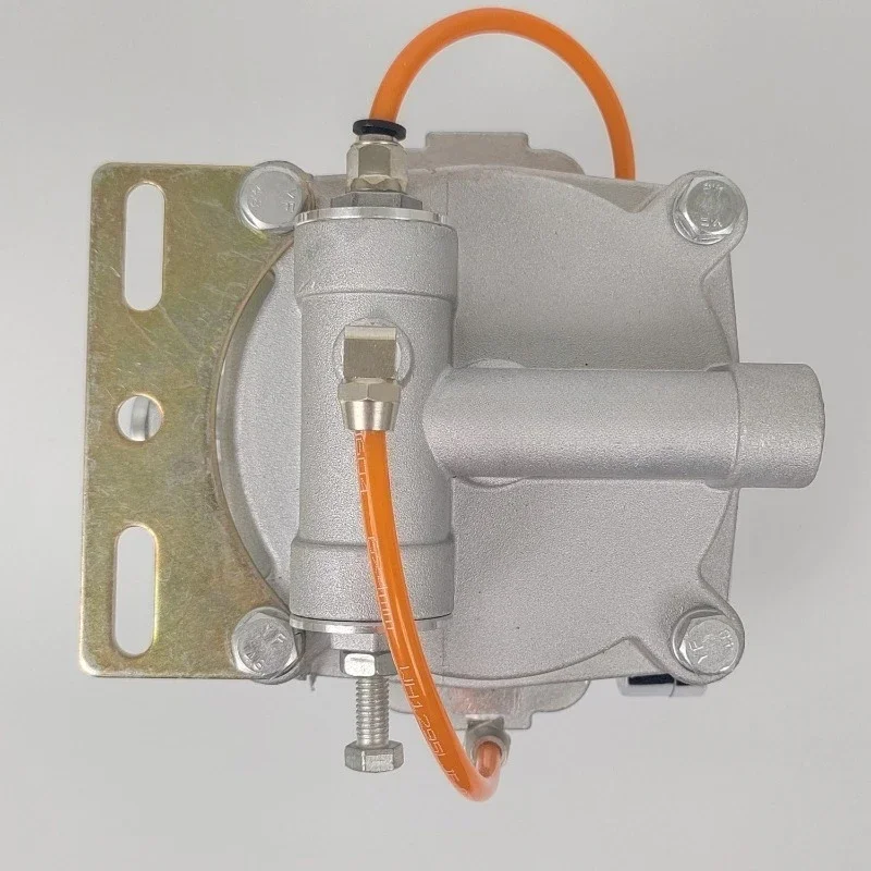 Truck brake valve pump, intelligent front four rear eight wheel dump truck relay valve
