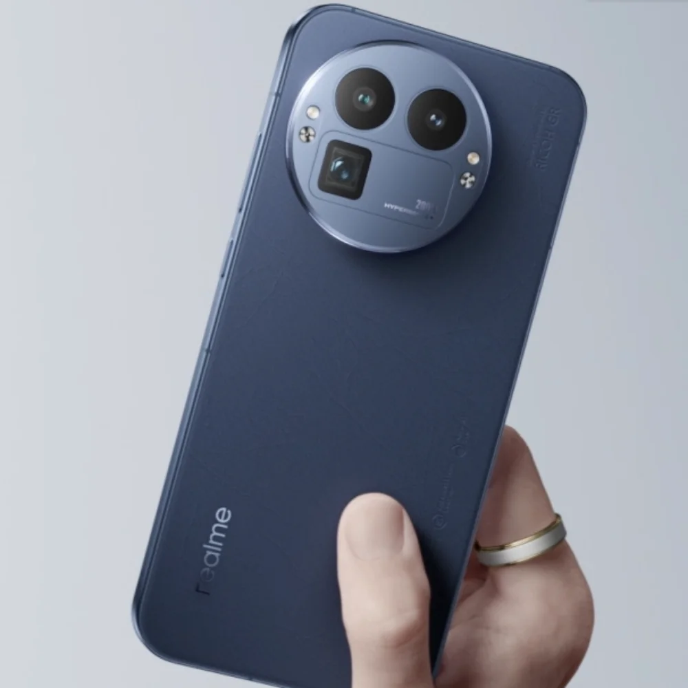 شاشة Realme GT 8 Pro Unlock Snapdragon8Elite Gen5 6.79 بوصة 144 هرتز 50 ميجابكسل OIS بطارية 7000 مللي أمبير 120 وات شحن فائق 50 وات NFC لاسلكي