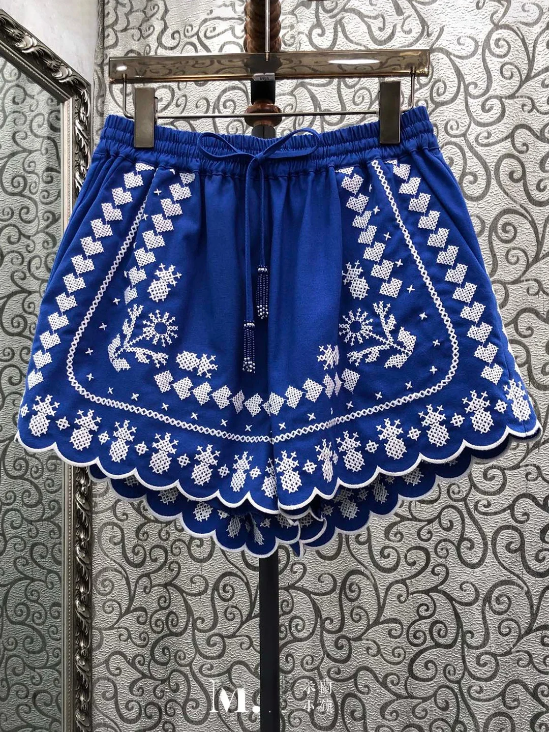 

Bohemian Style Short Pants with Elastic Waistband And Embroidered Trim Heart Pattern Cotton Blend Straight Leg Casual Trouser...