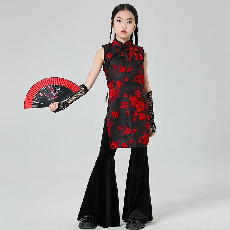 สไตล์จีนแจ๊สเต้นรําเครื่องแต่งกายหญิง Hip-Hop ประสิทธิภาพเสื้อผ้าเด็กชุดสีแดง Bell-bottoms ชุดรันเวย์แสดงชุด XH2780