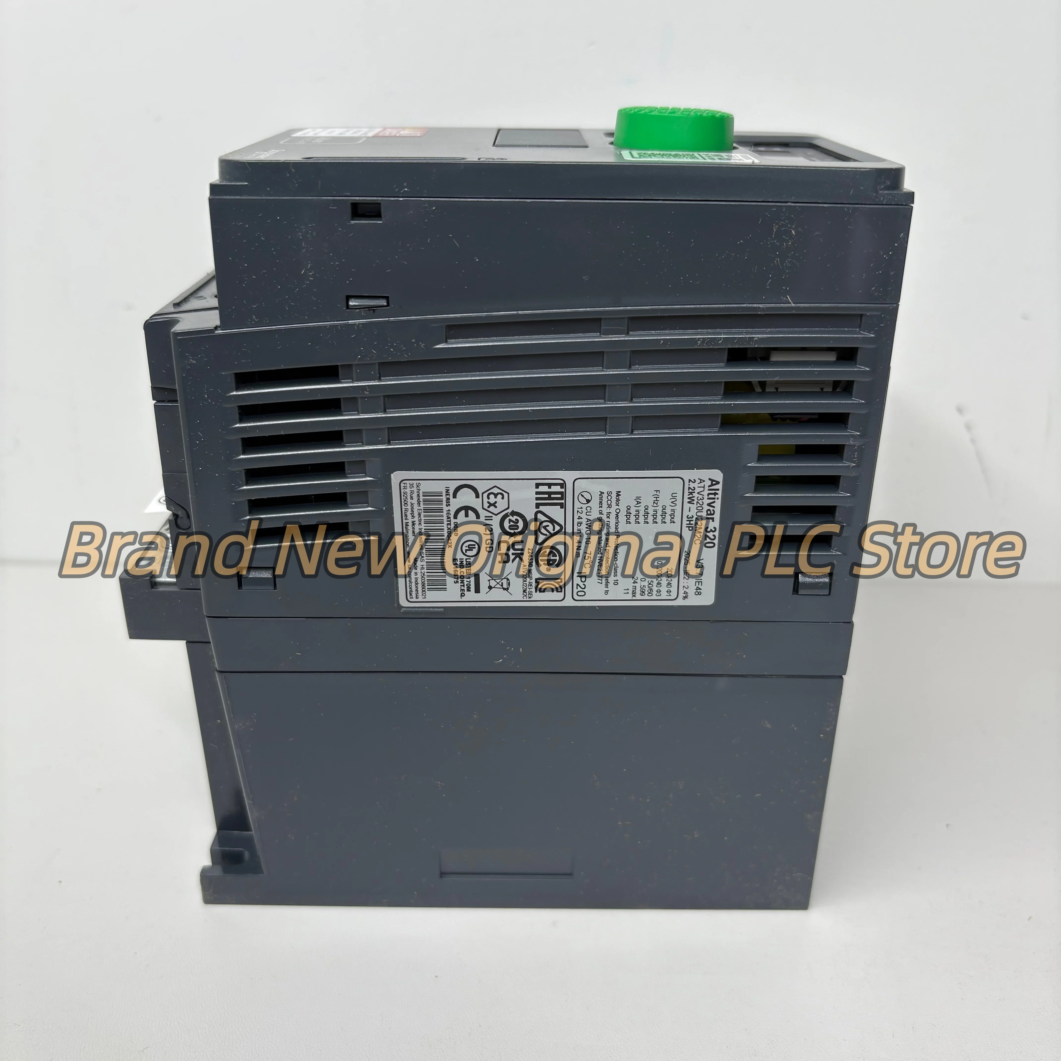 

New frequency converter ATV320U22M2C in box