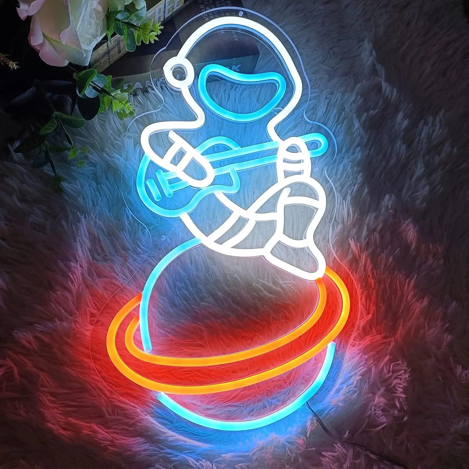 Astronaut Neon Sign USB Powered LED Neon Light for Kids Room Gaming Room Bar Club Bedroom Decoration Gift Art Wall Light