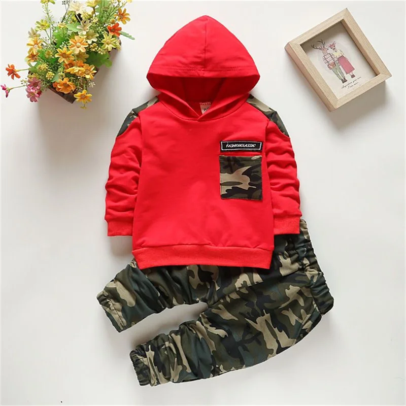 

Spring and autumn new toddler boy suit hooded camouflage pocket long sleeve+camouflage casual pants two-piece suit