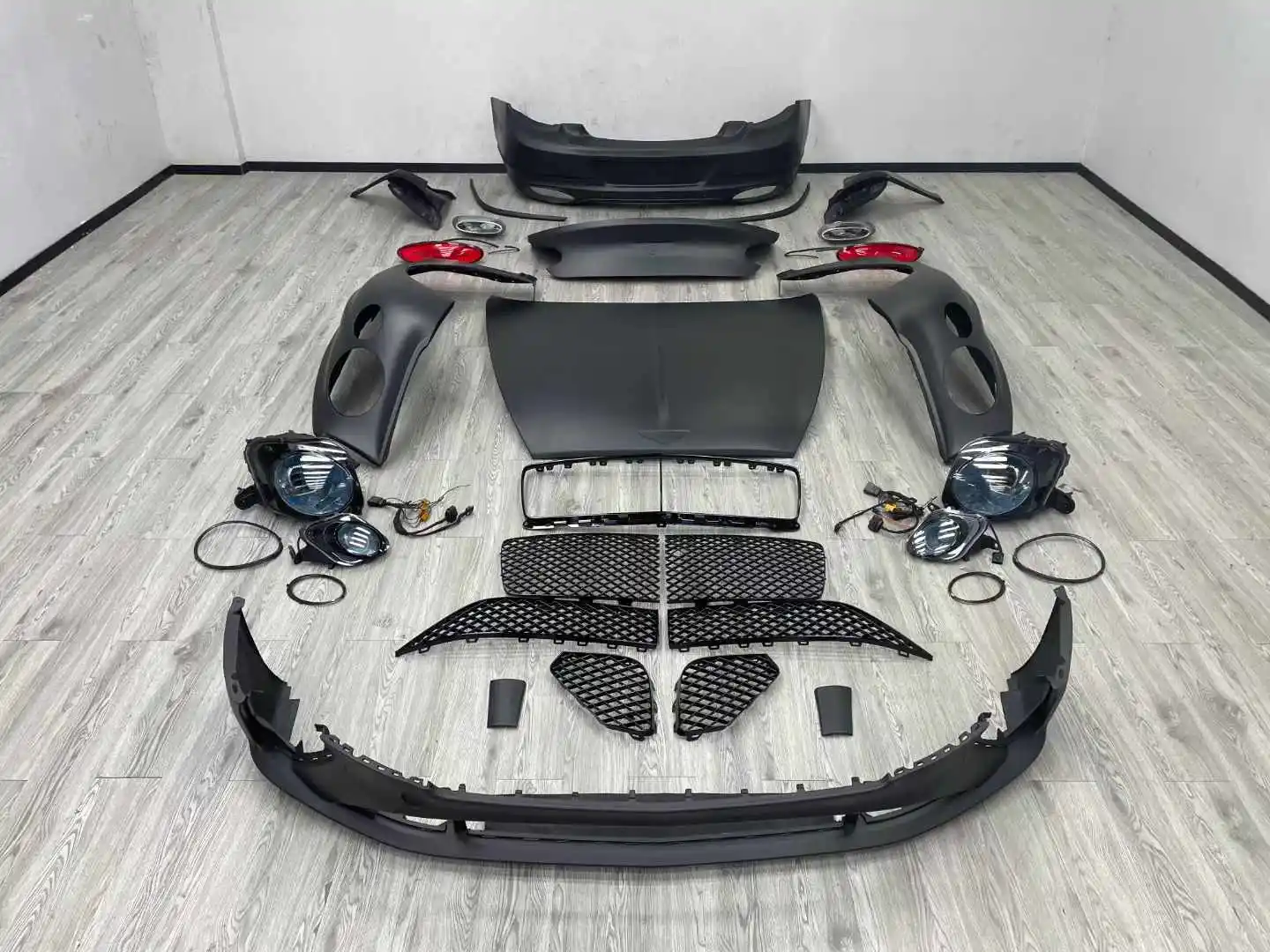 Factory Customize Old To New Body Kit For 2008-2017 Bentley Continental GT Exterior Upgrade 2021 Model Look Facelift Kit - Image 4