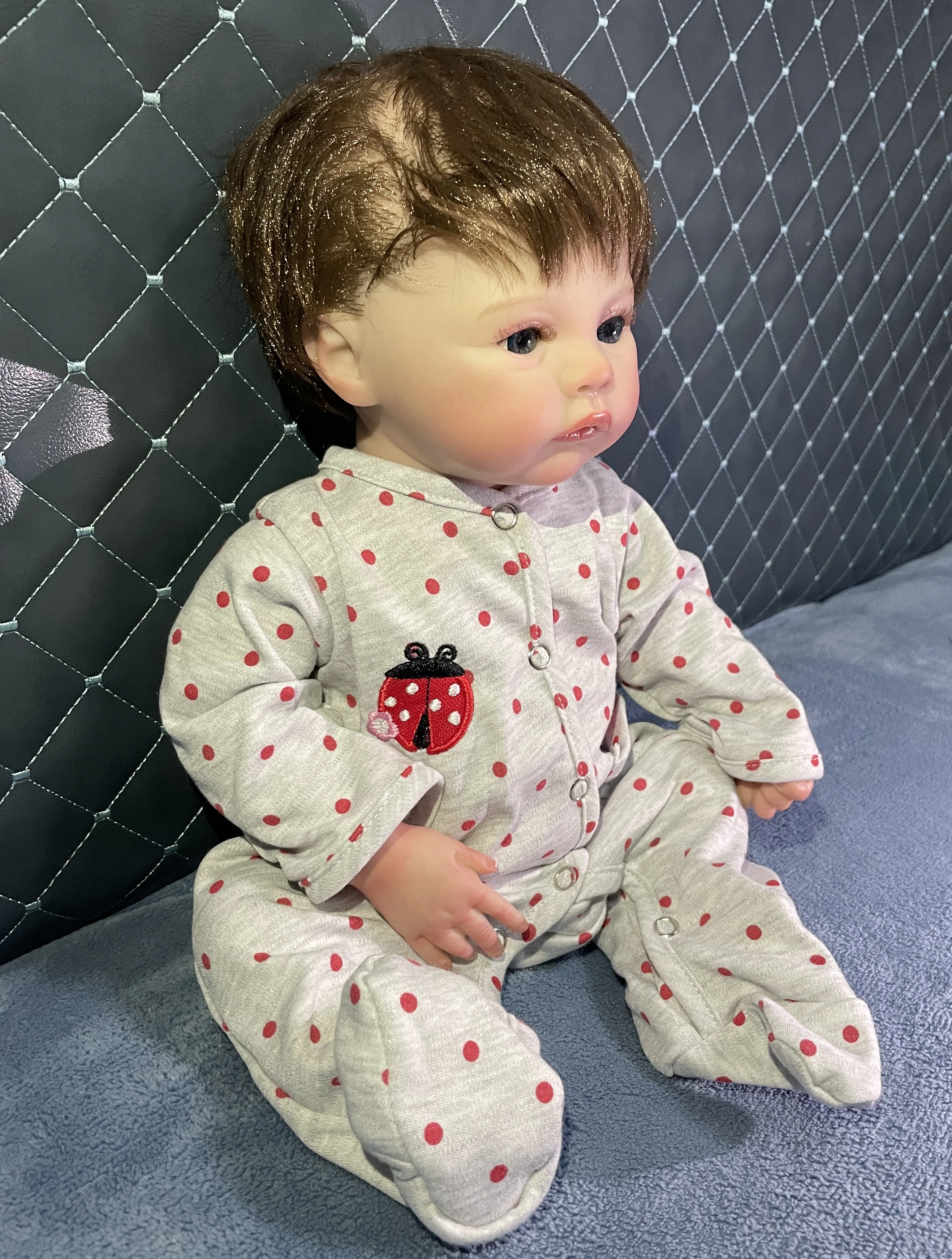 مرج دمية تولد من جديد مقاس 19 بوصة مع جلد ثلاثي الأبعاد مرسومة يدويًا وأوردة واقعية - هدية مثالية لعيد الميلاد والكريسماس للأطفال