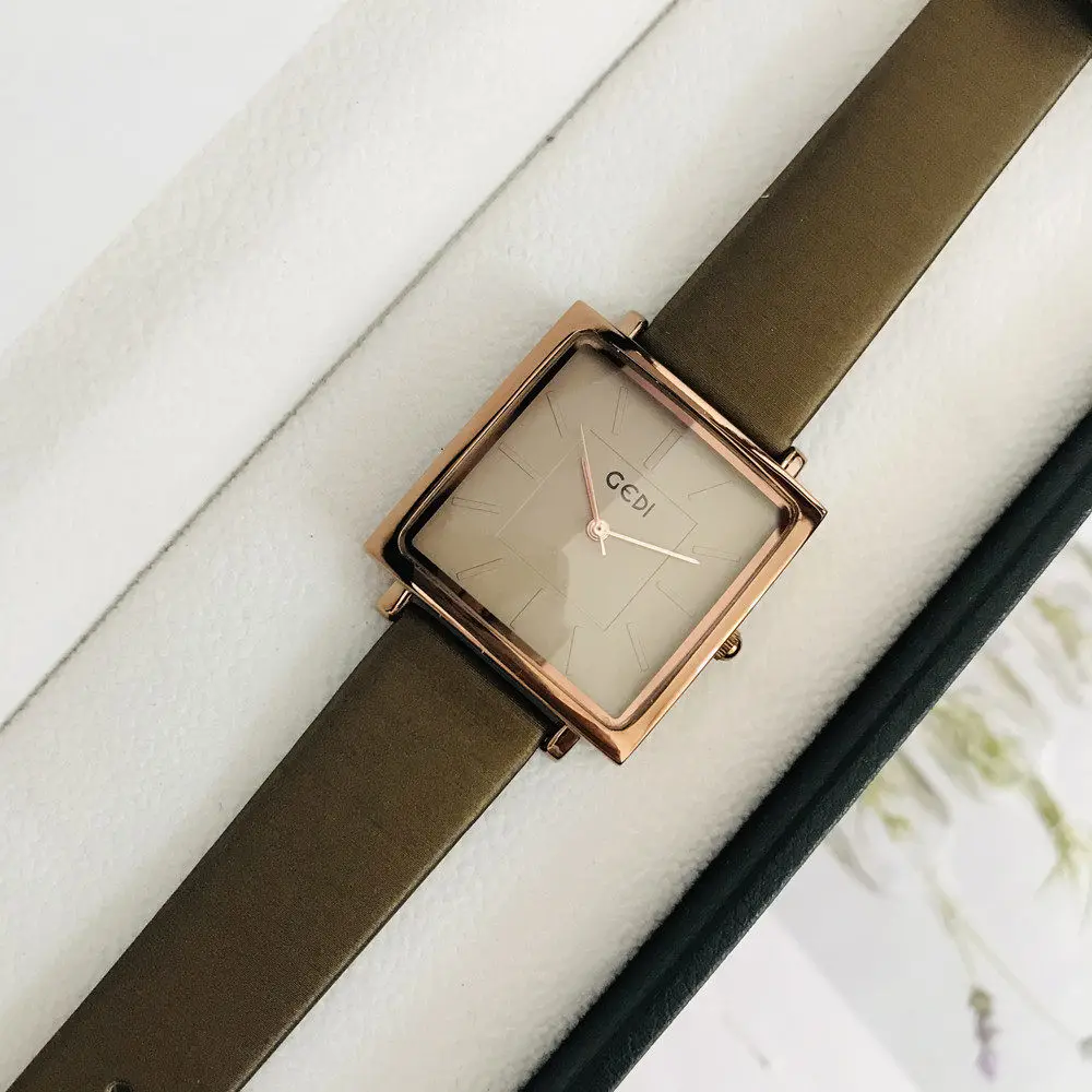 New Women'S Square Large Dial Watch, Korean Style Leather Strap Ladies' Watch With Brown Strap, Fashionable Quartz Wristwatch.