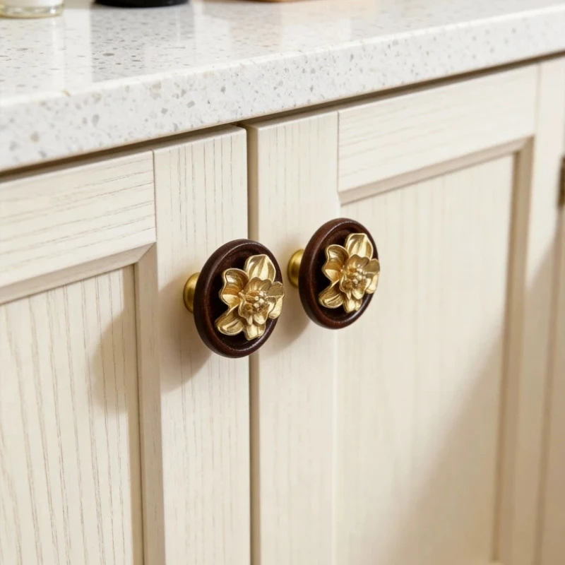 Brass Coppersmith Master Style Retro Light Luxury Wood Walnut Flower Circular Handle Decoration Drawer Cabinet Door Handle