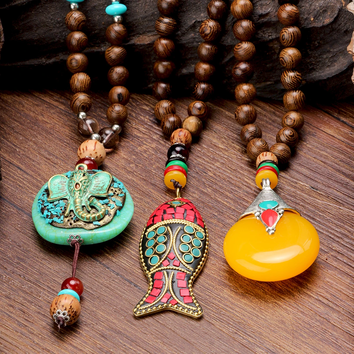 Yumfeel Handmade เนปาลสร้อยคอพุทธ Mala ลูกปัดไม้จี้และสร้อยคอฮอร์นปลายาวสร้อยคอประดับผู้หญิงผู้ชาย