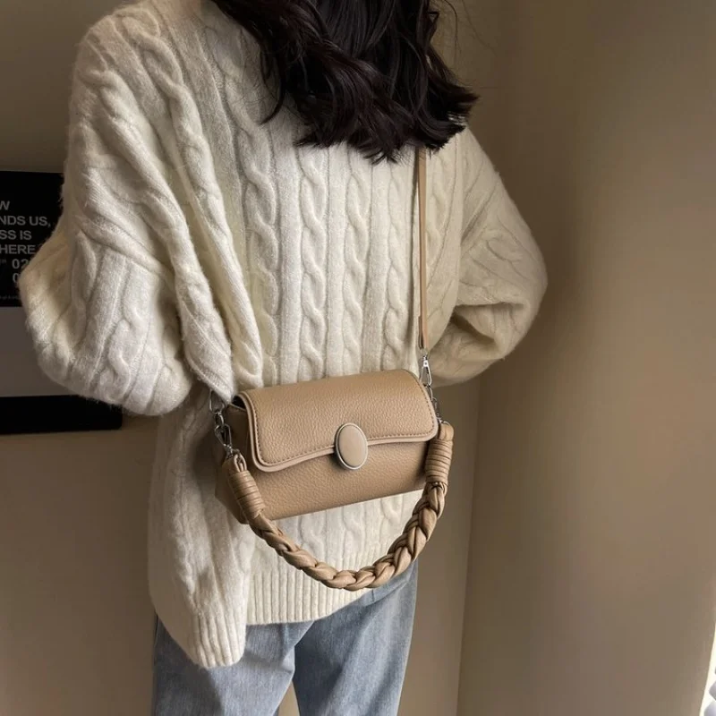 

Верхняя женская сумка из воловьей кожи, модная винтажная сумка Бали, аккуратный просторный повседневный вид ​